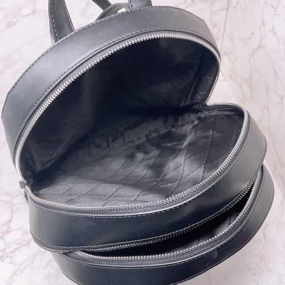 Michael Kors Jaycee Large Backpack - Picture 5 of 8